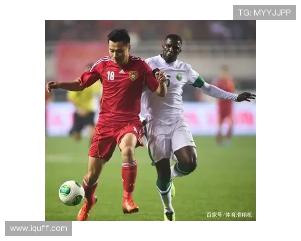 足球球星贯口素材库：丰富多样的明星瞬间与独特风格展示